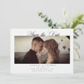 Save The Date Élégante calligraphie Photo Mariage noir blanc (Debout devant)