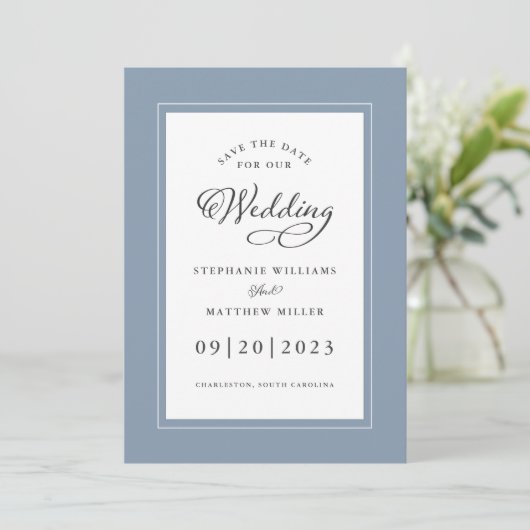 Save The Date Elégante Dusty Blue Mariage Chic Frame Calligraphi (Debout devant)