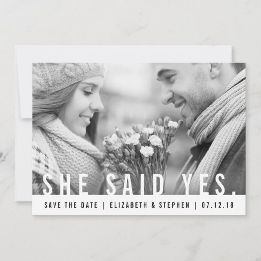 Save The Date Elle A Dit Oui | Photo moderne Enregistrer la date (Devant)