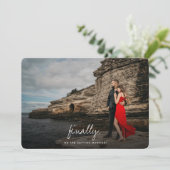 Save The Date Enfin | Simple Modern Script Mariage photo (Debout devant)