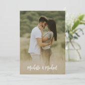 Save The Date Enregistrer la date Mariage Photo Simple Elegant Q (Debout devant)