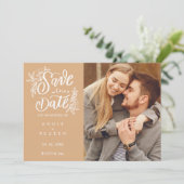Save The Date Enregistrer la date Pretty Hand Script Photo Polka (Debout devant)