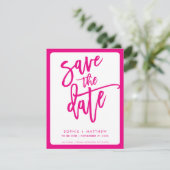 Save The Date ENREGISTRER LA DATE script moderne lettrer fushcia (Debout devant)