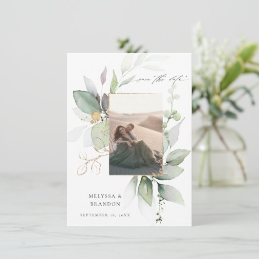 Save The Date Eucalyptus Glow Photo verticale Enregistrer la dat (Debout devant)