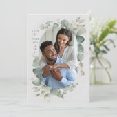 Save The Date Eucalyptus Green Dreamy Mariage photo moderne (Debout devant)