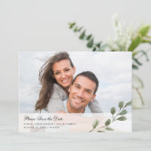 Save The Date Feuilles d'aquarelle simple et élégant | Deux phot (Debout devant)