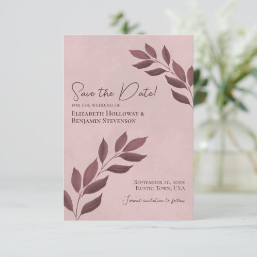 Save The Date Feuilles de Bourgogne sur Dusty Rose Élégant maria (Debout devant)