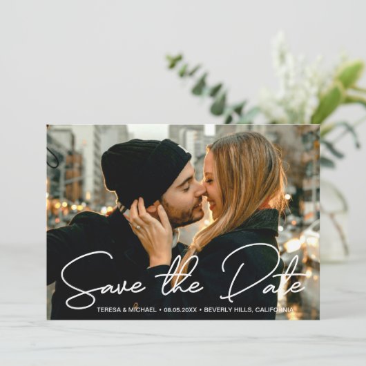 Save The Date Fiançailles Photo Modern Enregistrer la date Scrip (Debout devant)