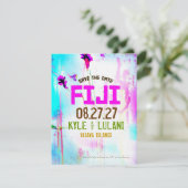 Save The Date FIJI ONE Enregistrer la date de destination (Debout devant)