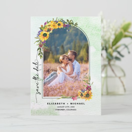 Save The Date Fleurs de soleil | Wild Meadow Summer Mariage Phot (Debout devant)
