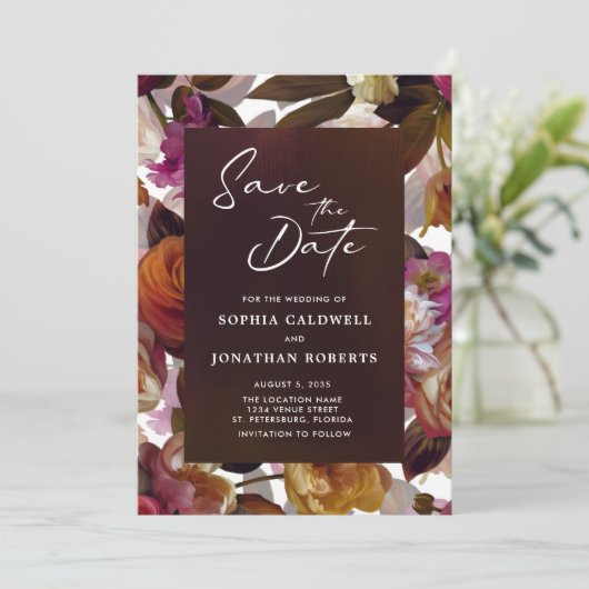 Save The Date Floral Splendor QR Code Moderne Moody Mariage (Debout devant)