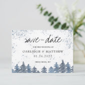 Save The Date Forêt bleu pâle rustique d'hiver Sauvez la date (Debout devant)