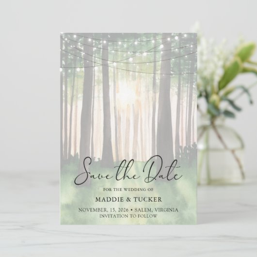 Save The Date Forêt d'hiver | Rustic String Lights Enregistrer l (Debout devant)
