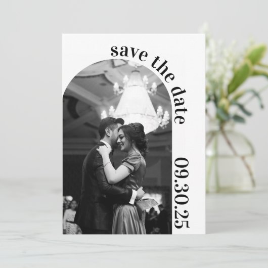 Save The Date Formal Simple Noir et Blanc Enregistrer la date (Debout devant)