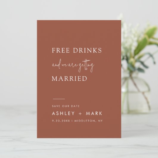 Save The Date Funny Boho Terracotta Script Mariage de boissons g (Debout devant)