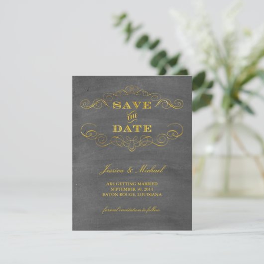 Save The Date Gold Foil Chalkboard Enregistrer la date (Debout devant)