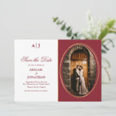 Save The Date Initiales Mariage photo officiel rouge, or et blan (Debout devant)