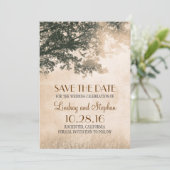 Save The Date Inséparables Couple Vieux Arbre Enregistrer La Dat (Debout devant)