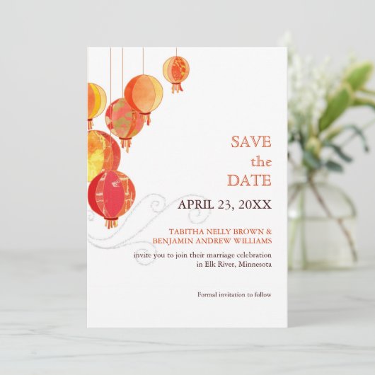 Save The Date Lanternes à pendage rouge Mariage de luxe Enregist (Debout devant)