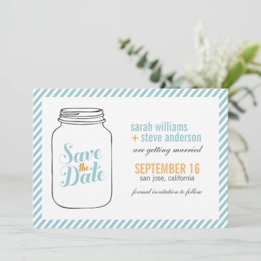 Save The Date Mariage à l'ancienne dans un pot Mason, Enregistre (Debout devant)