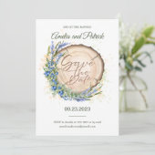 Save The Date Mariage au Cercle de Grain de Bois Bleuet Lavande (Debout devant)