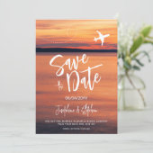 Save The Date Mariage de destination en forme d'avion au coucher (Debout devant)