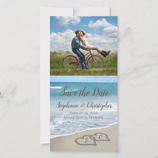 Save The Date Mariage de plage Coeurs Monogrammes dans le sable (Devant)