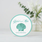 Save The Date Mariage de Scallop Seashell Beach | eau (Debout devant)
