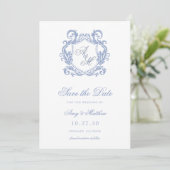 Save The Date Mariage Élégant Monogramme Bleu Poussiéreux Blason (Debout devant)