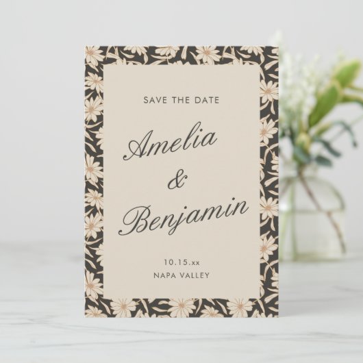 Save The Date Mariage Floral Noir Ivoire Script (Debout devant)