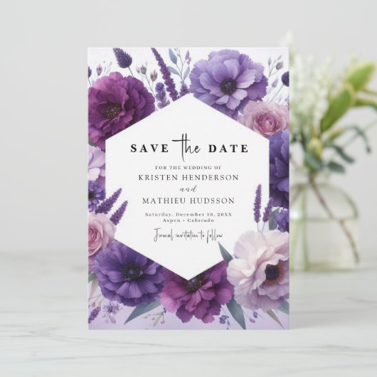Save The Date Mariage floral violet simple en champ (Debout devant)