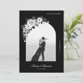 Save The Date Mariage Halloween noir de photo de fleurs et d'arc (Debout devant)