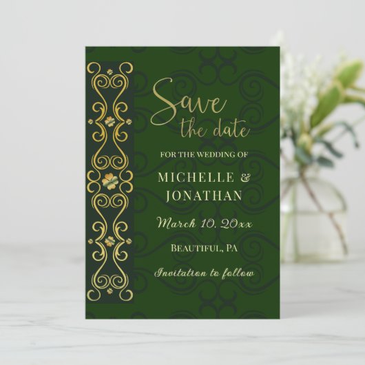 Save The Date Mariage irlandais élégant or Abstrait vert foncé (Debout devant)