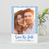 Save The Date Mariage photo Carrelage bleu méditerranéen (Debout devant)