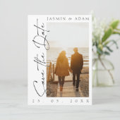Save The Date Mariage photo de script noir et blanc moderne (Debout devant)