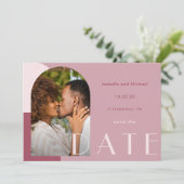 Save The Date Mariage photo moderne Burgundy Arch (Debout devant)