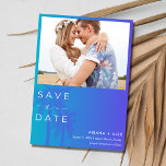 Save The Date Mariage photo Palm Tree Beach<br><div class="desc">Un mariage moderne sauvez les dates dans un design de palmier bleu foncé inspiré de la plage avec votre photo personnalisée, parfait pour votre mariage sur la plage. Si vous avez besoin d'aide pour recadrer votre photo ou si vous souhaitez plus de personnalisation, contactez-moi par l'intermédiaire de mon magasin. J'adorerais...</div>