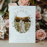 Save The Date Mariage photo Romantic Blush Floral Wreath<br><div class="desc">Donnez le ton à votre mariage romantique avec cette photo florale enregistrez l'annonce de la date. Votre photo fiançailles préférée est entourée d'une délicate couronne d'aquarelle ovale de fleurs rousses et de feuilles verts. Personnalisez avec vos détails mariages. L'inverse est en rose vif.</div>