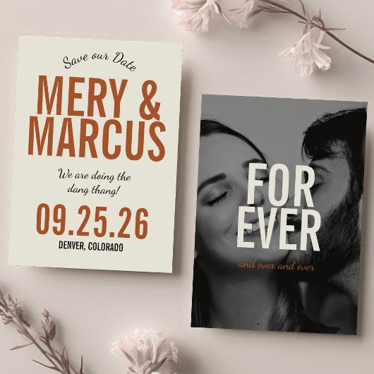 Save The Date Mariage rétro moderne gras jaune et orange script 