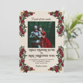 Save The Date Mariage RPG sur le thème des roses rouges Monogram (Debout devant)