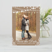 Save The Date Mariage rustique Burlap Lights Enregistrer la date (Debout devant)