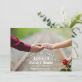 Save The Date Mariage simple Swirl Enregistrer la date (Debout devant)