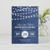 Save The Date Marine Bleu String Lumières Enregistrer la date An (Debout devant)