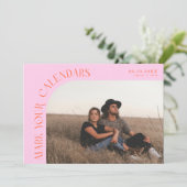 Save The Date Mark Your Calendars Orange Pink Curved Frame Photo (Debout devant)