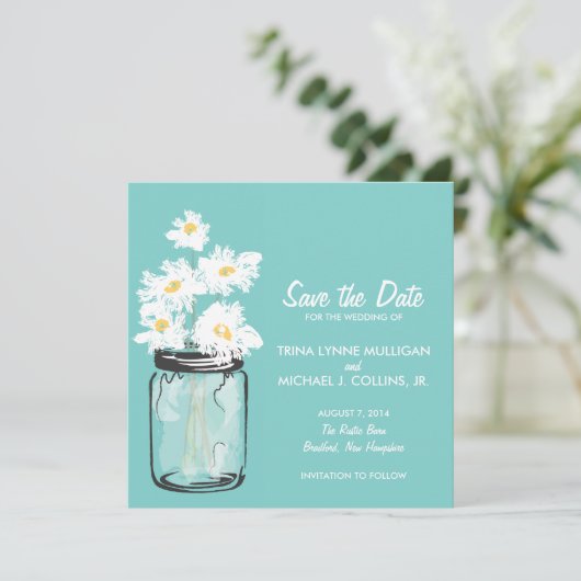 Save The Date Mason Jar & White Daisies Enregistrer la date (Debout devant)