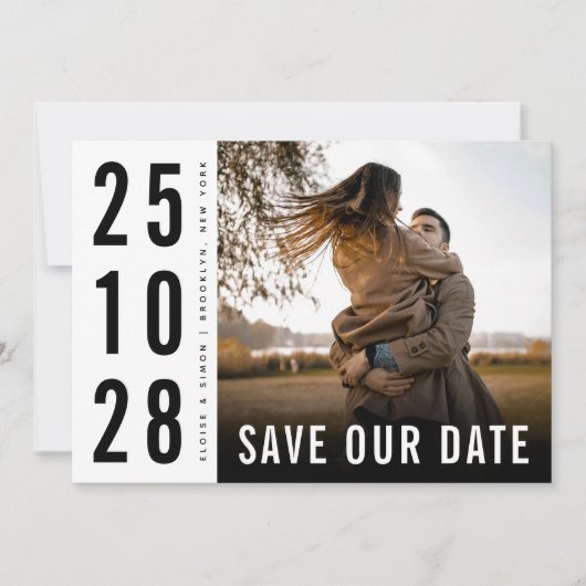 Save The Date Mini moderne Grand Gras Monogramme Photo QR Code (Devant)