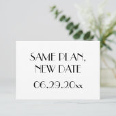 Save The Date Minimal Deco Mariage Blanc Même Plan Nouvelle Date (Debout devant)