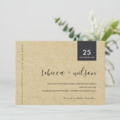 SAVE THE DATE MINIMAL SCANDI RUSTIQUE OCHER LINEN TYPOGRAPHIE DE (Debout devant)