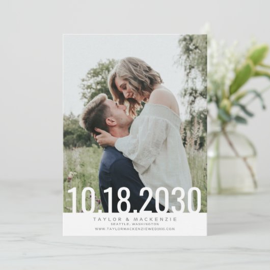 Save The Date Minimal Simple Gras Date Superposé Mariage Save Th (Debout devant)