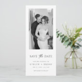 Save The Date Minimalist Elegant Script Black and White Photo (Debout devant)